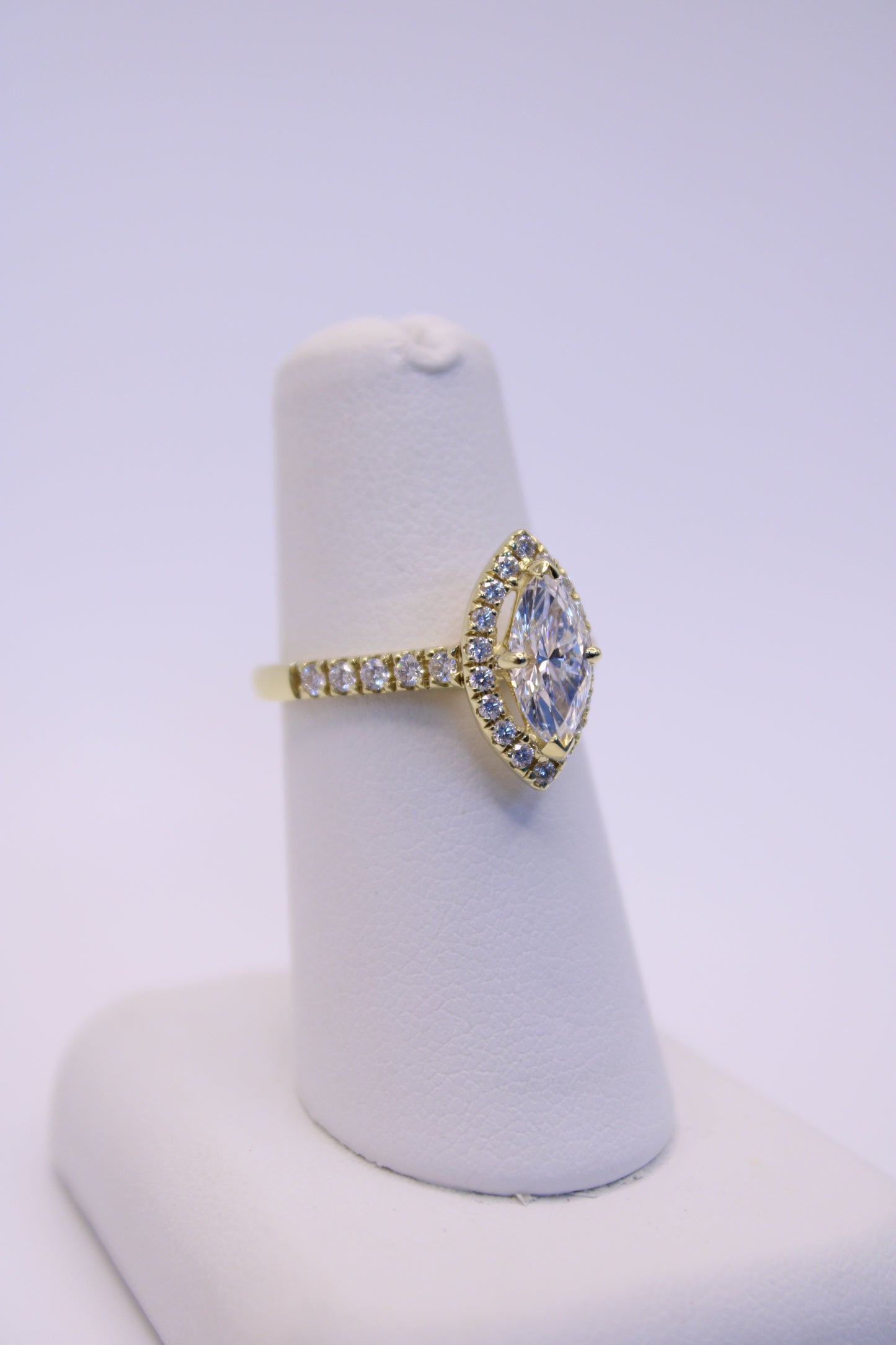 18K yellow Gold Marquise Diamond Engagement ring