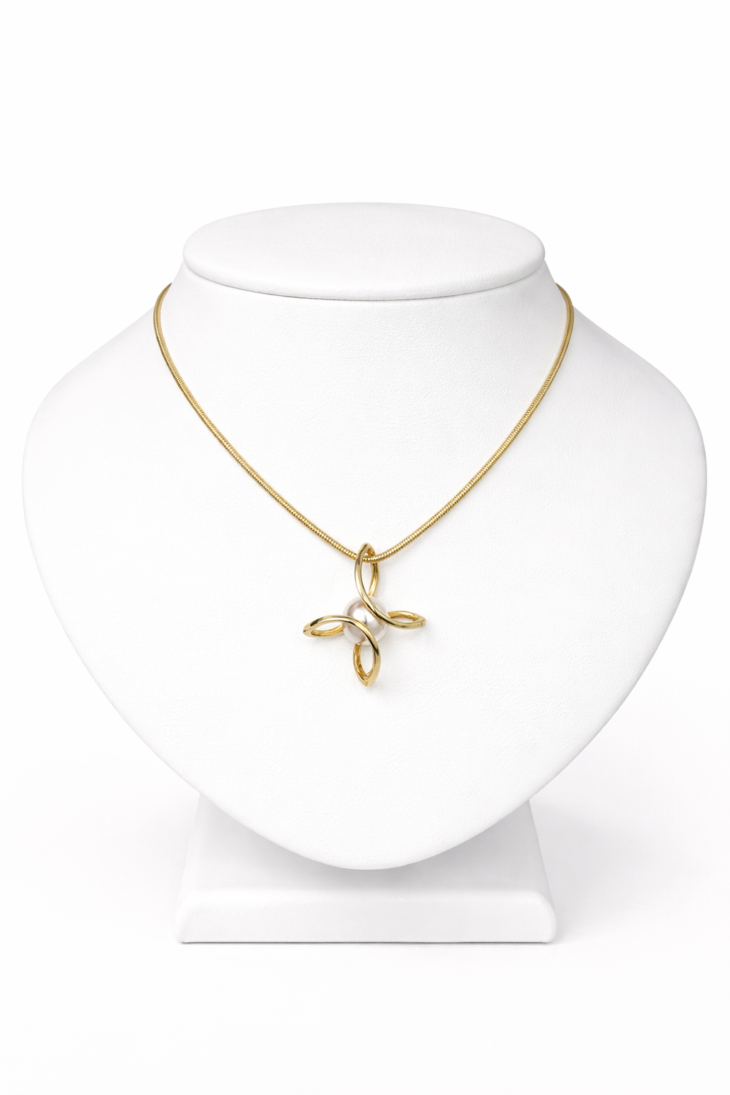 Pre-Loved 18K Yellow Gold Fancy Pearl Necklace