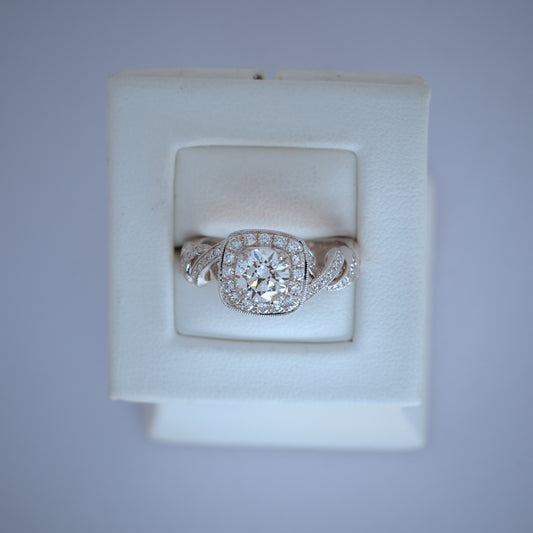 14K White Gold 1ct Centre Diamond Engagement Ring