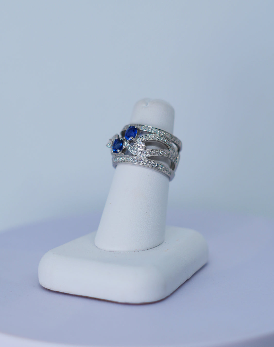 18K White Gold Sapphire & Diamond Dress Ring