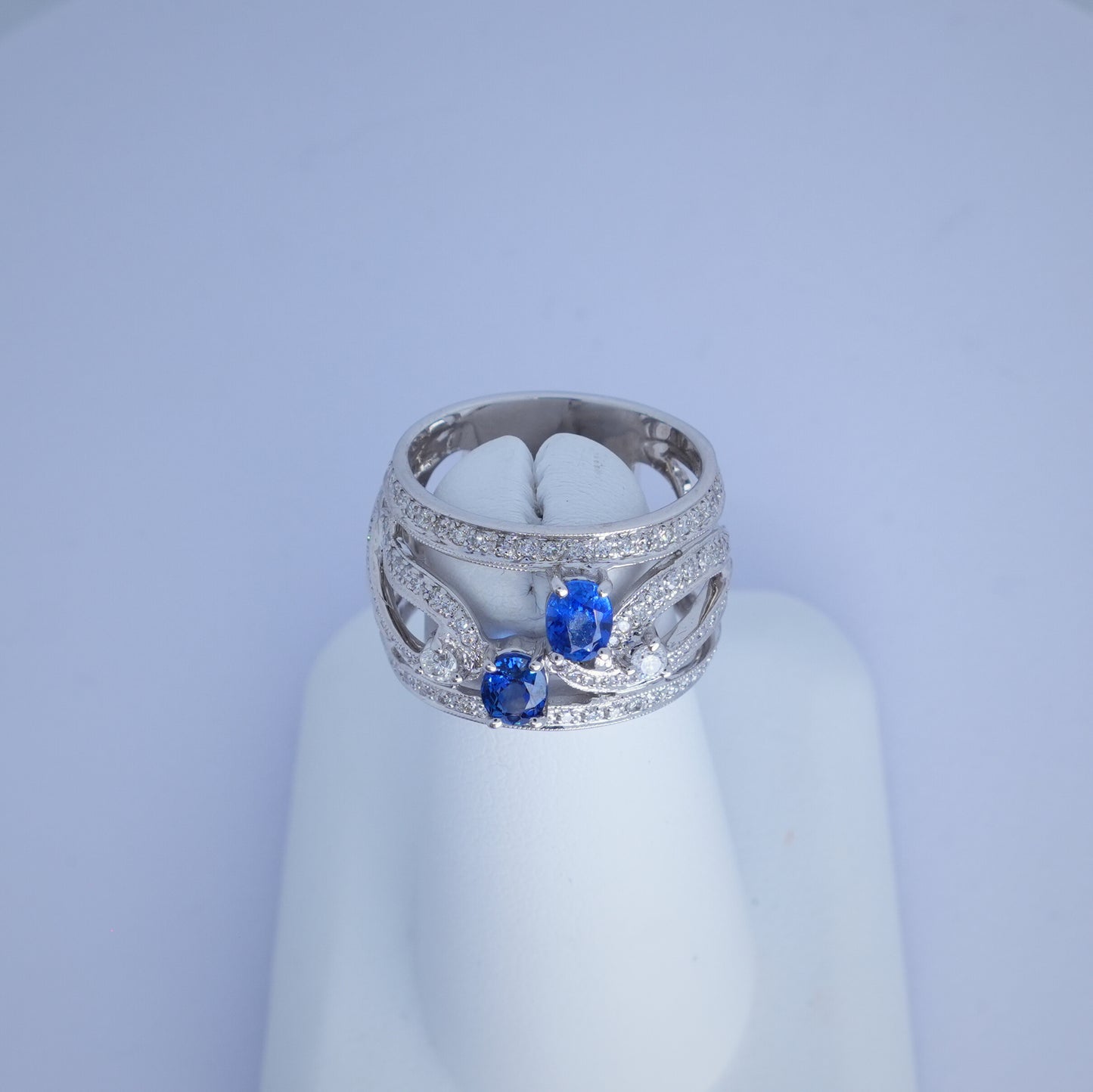 18K White Gold Sapphire & Diamond Dress Ring