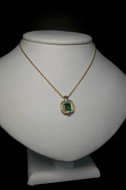 18K White Gold Emerald & Diamond Pendant Necklace