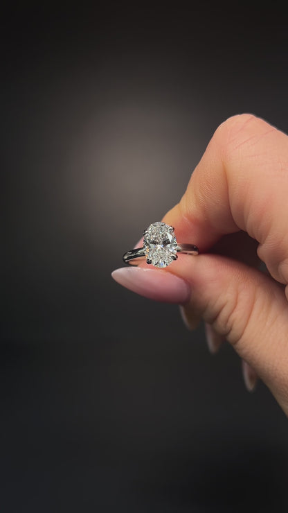 The Slim Oval - Platinum