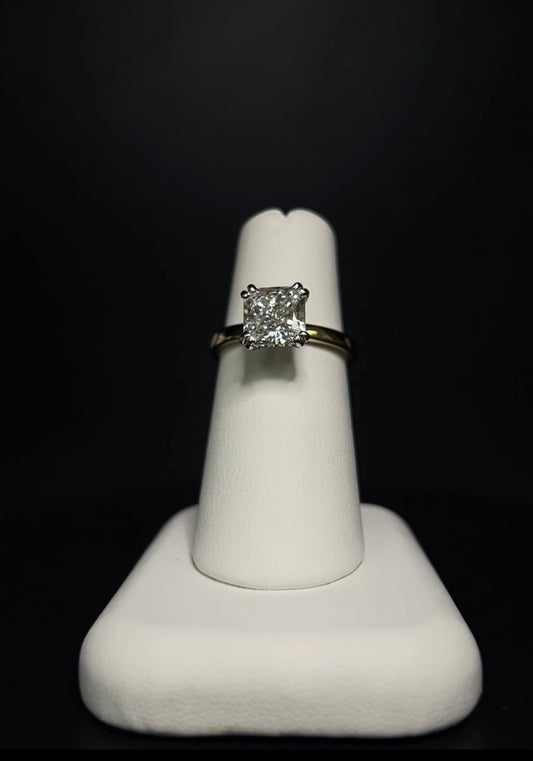 The Double Claw Square Radiant Ring